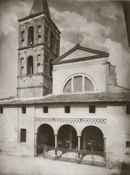 Foto antica cattedrale di nepi