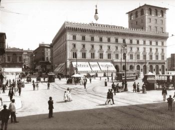 Piazza Venezia a Roma nel 1915