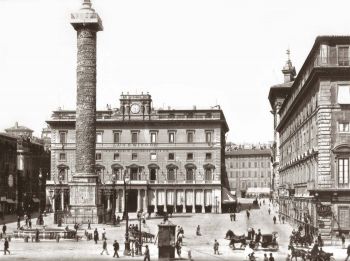 Foto storica di Piazza Colonna a Roma