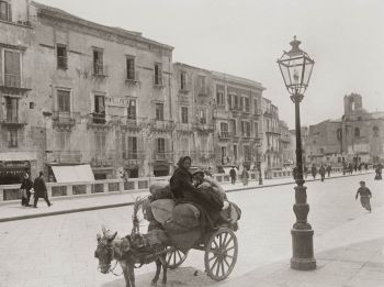 Palermo, scena di strada nel 1901. Foto storica
