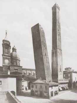 Vecchia foto d'epoca della Torre degli Asinelli e della Garisenda, Bologna