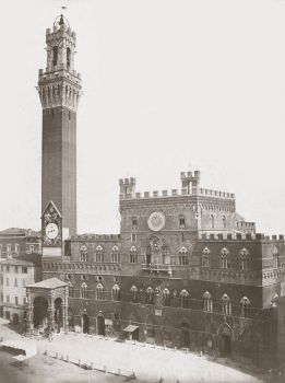 Foto storica palazzo pubblico Siena
