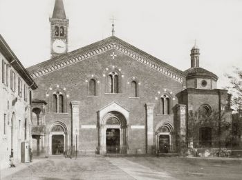 Foto storica della Basilica di Sant'Eustorcio, Milano