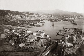 Genova ed il porto visti da San Benigno, foto d'epoca.
