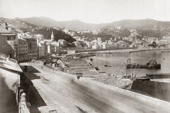 Genova, la zona di Dinegro e la strada per la Lanterna, inizio secolo.