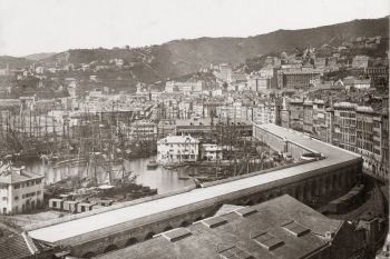 Genova, le terrazze di marmo ed il porto. Foto d'epoca.
